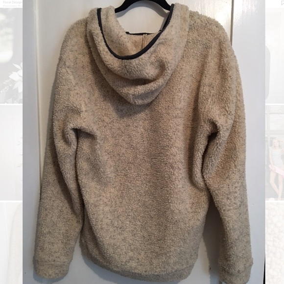 Unionbay Quarter-Zip Hoodie - Picture 3 of 7